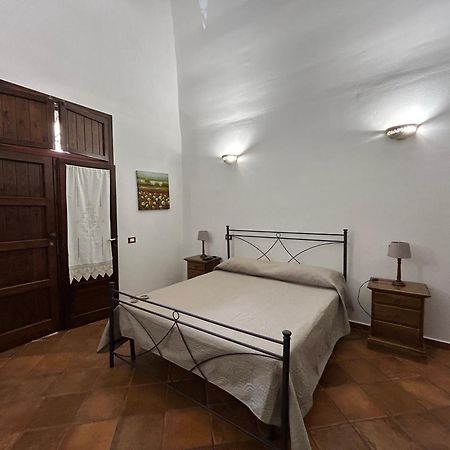 B&B Cinisi Vacanze Exteriör bild