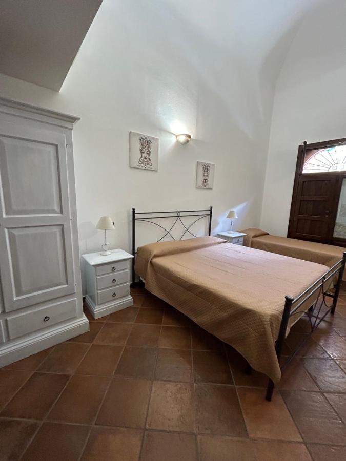 B&B Cinisi Vacanze Exteriör bild