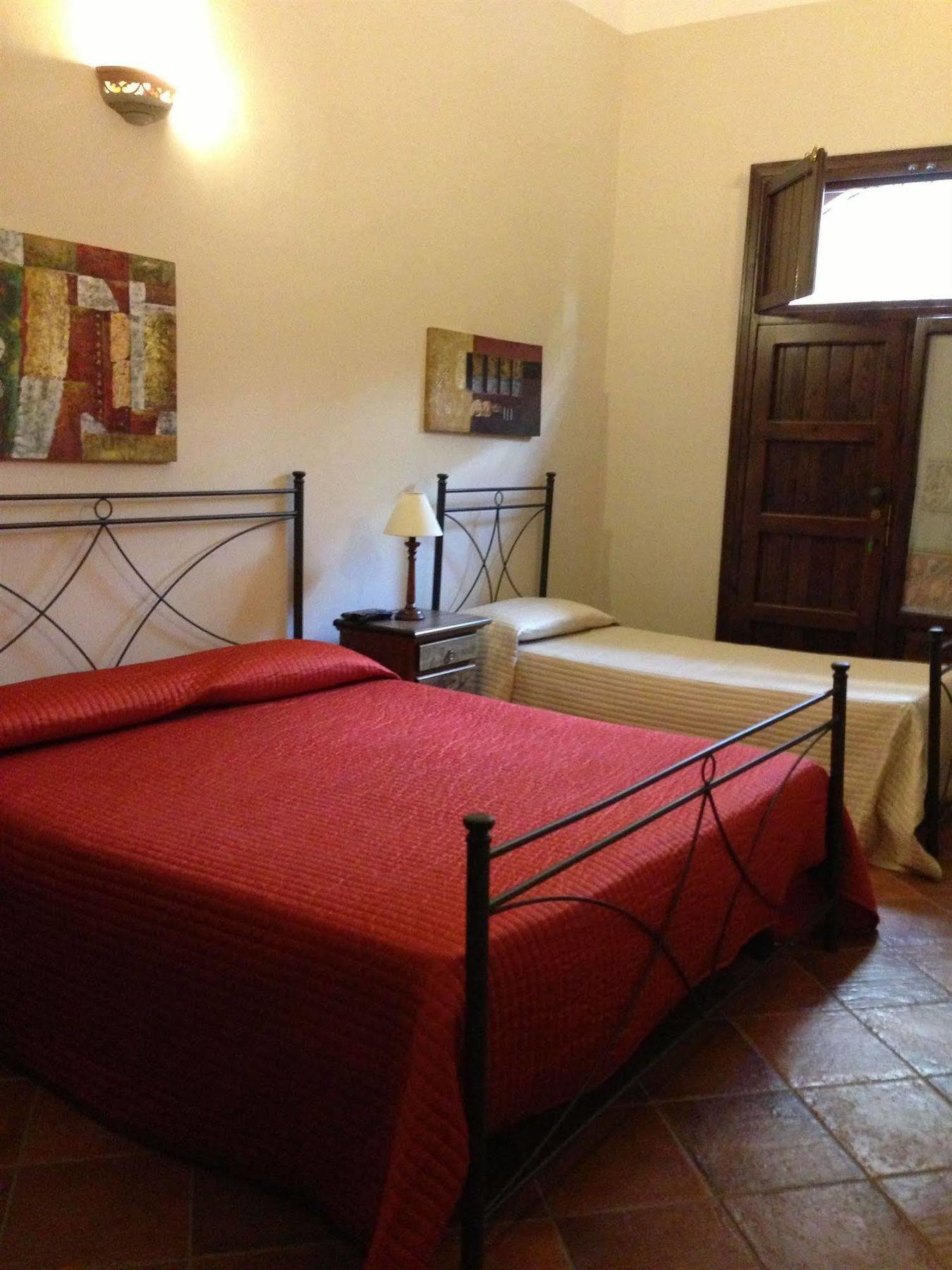 B&B Cinisi Vacanze Exteriör bild
